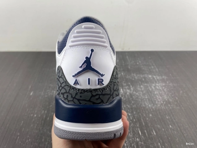 Boostmaster lin CT8532-140 Midnight Jordan Navy 3 Air 0705
